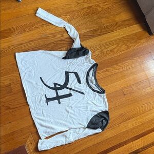 Abercrombie & Fitch White Tee with Charcoal Trim